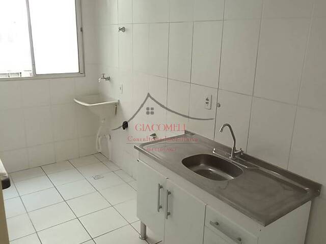 #946 - Apartamento para Venda em São Paulo - SP