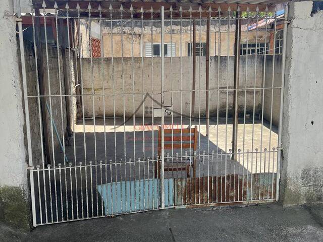 Locação em Jardim Santa Terezinha (Zona Leste) - São Paulo