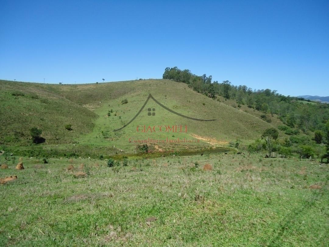 ÁREA SITIO EM SÃO LUIZ DO PARAITINGA-PORTEIRA FECHADA