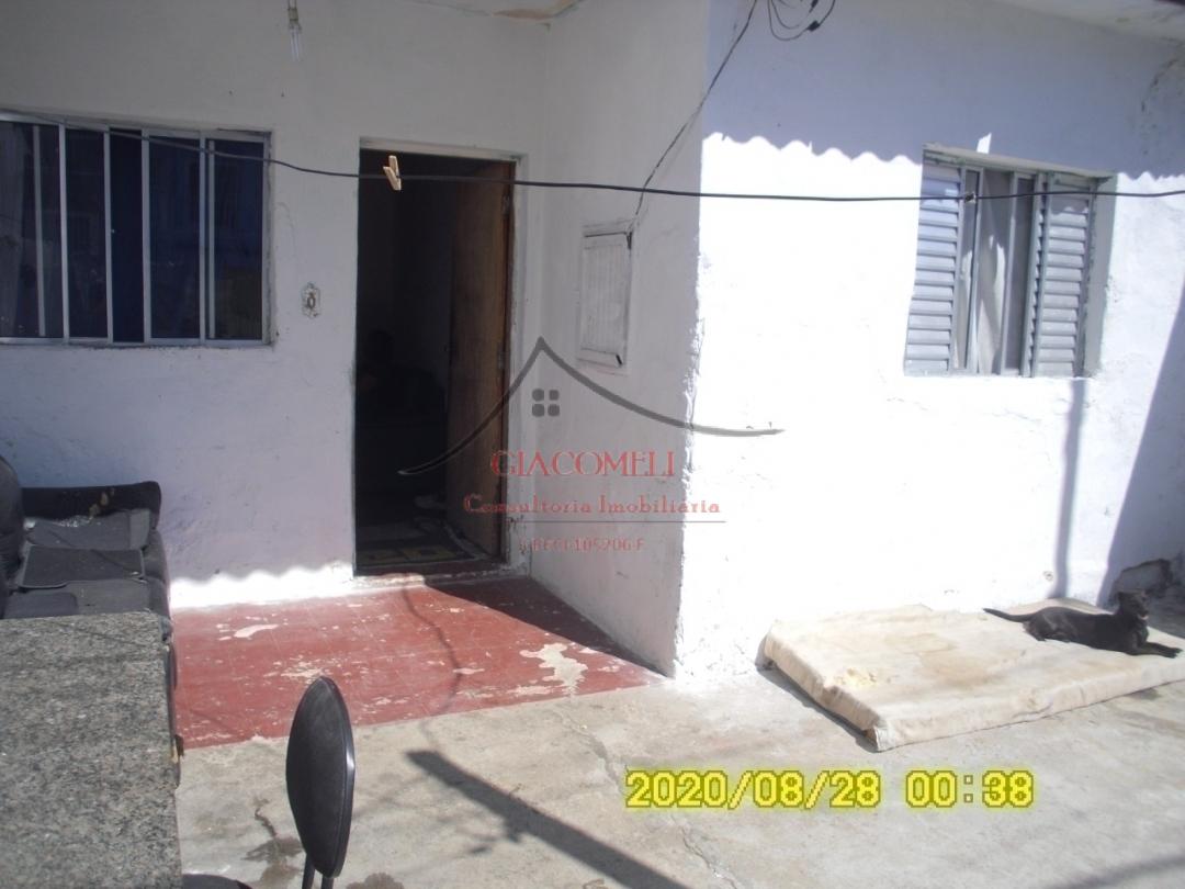 CASA COM TERRENO AMPLO PARA CONSTRUÇÃO - JARDIM TIETÊ - OPORTUNIDADE