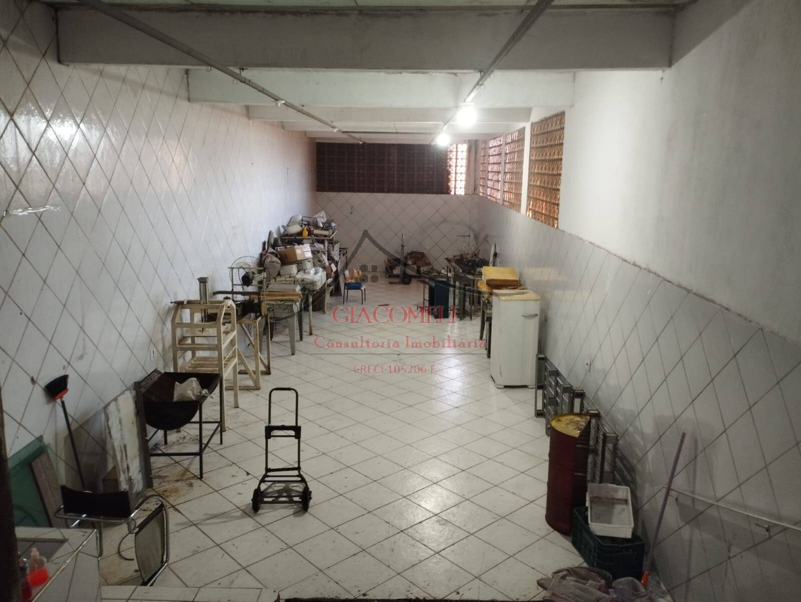 SALÃO COMERCIAL AMPLO PARQUE SAVOY CITY NÃO TEM VAGAS - IDEAL PARA IGREJAS
