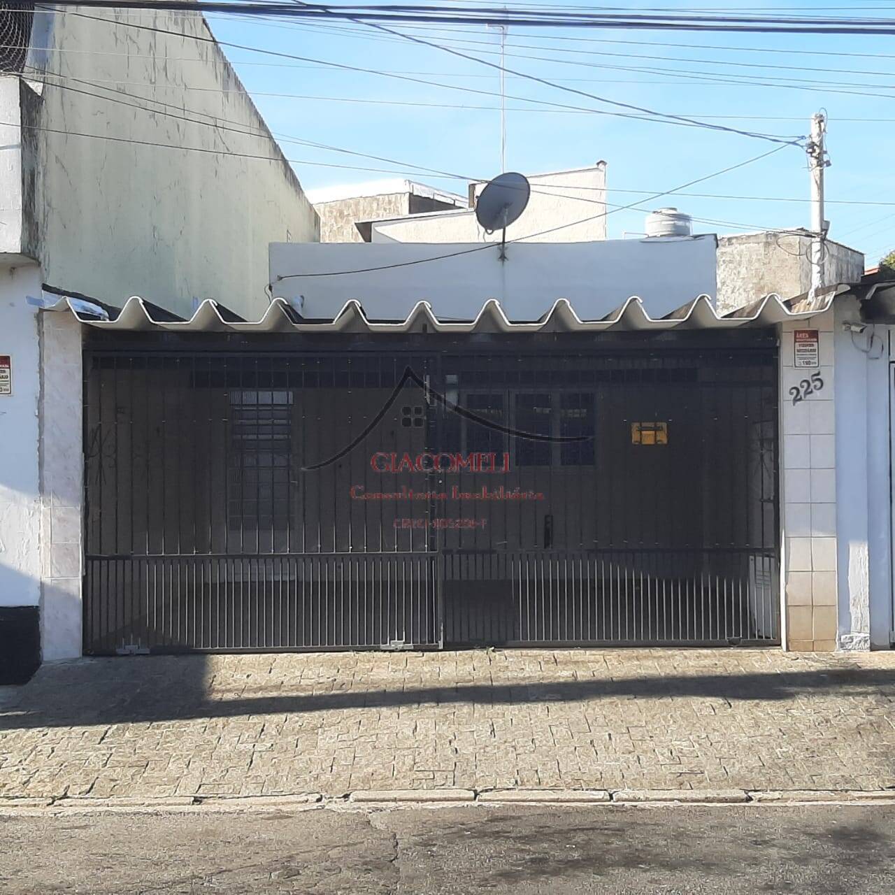 CASA TERREA JARDIM SANTA TEREZINHA CHURRASQUEIRA  VAGAS CORREDOR LATERAL
