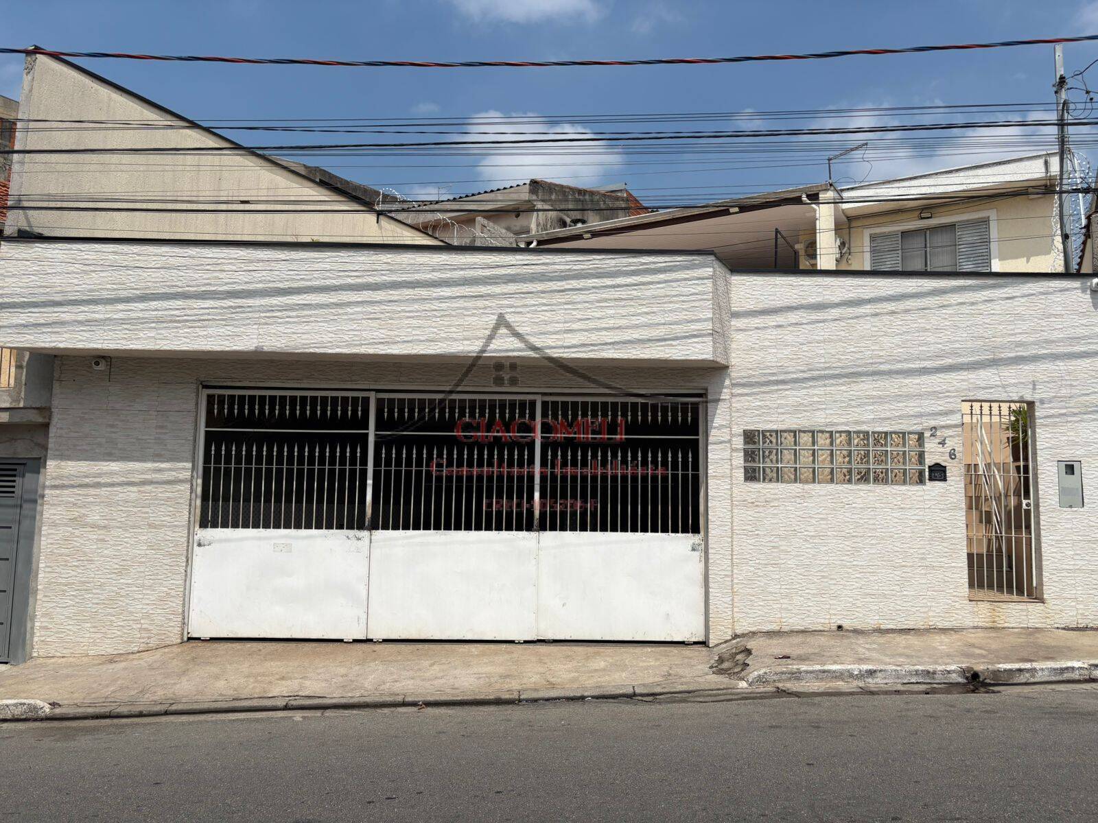 LINDA CASA NA VILA NOVA YORK SENDO TERRENO GRANDE  E LARGO ACEITA FINANCIAR